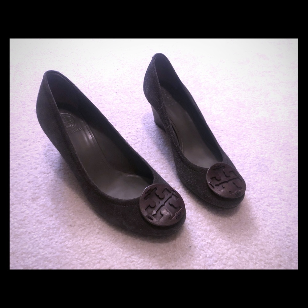 Tory burch textured wedge black